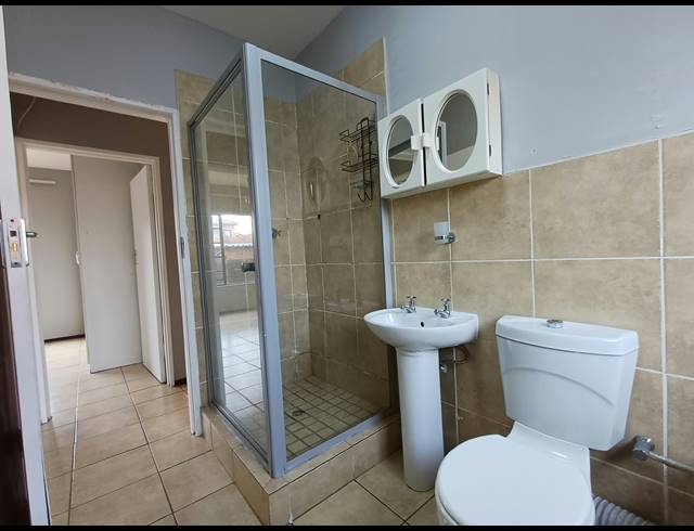 2 BEDROOM APARTMENT FOR SALE IN SONNEVELD
